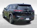 2022 Nissan Pathfinder S