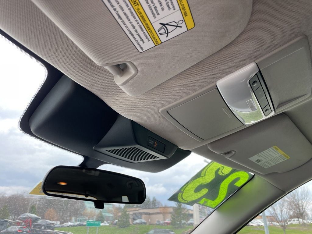 2023 Nissan Pathfinder S