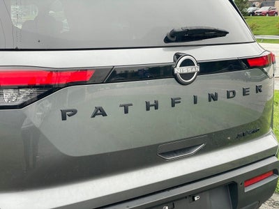 2024 Nissan Pathfinder SV