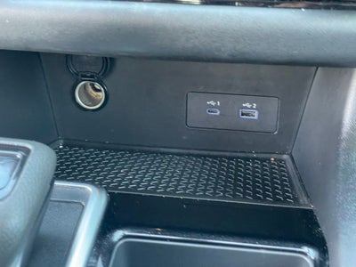 2023 Nissan Pathfinder SV Premium w/Captain Chairs & Crossbars