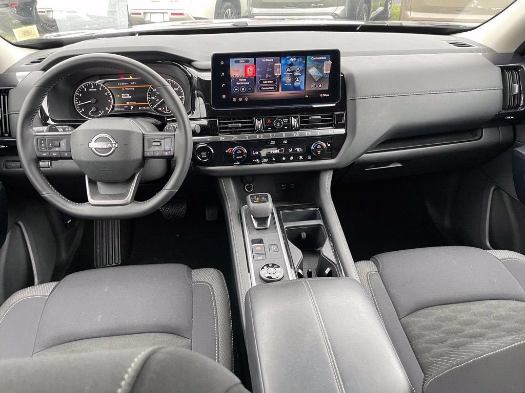 2026 Nissan Pathfinder SV