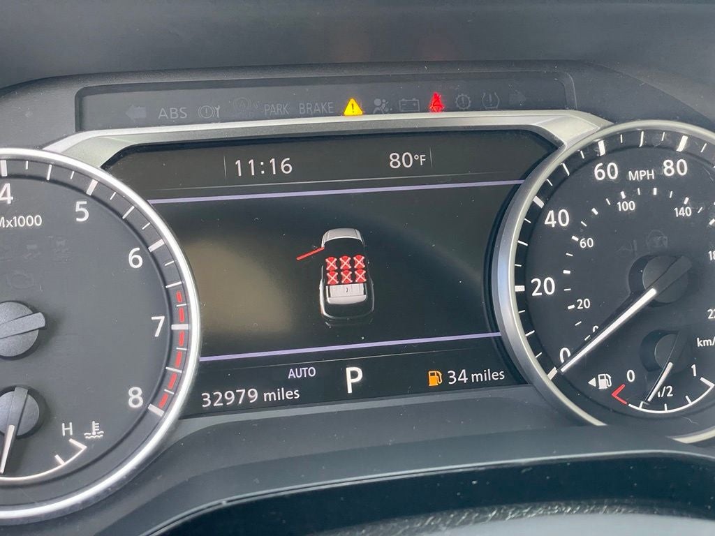 2023 Nissan Pathfinder SL