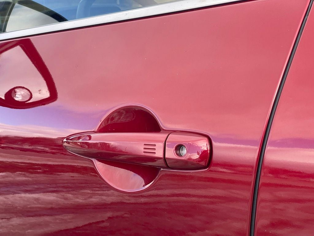 2023 Nissan Pathfinder SL w/Navi & Cross Bars