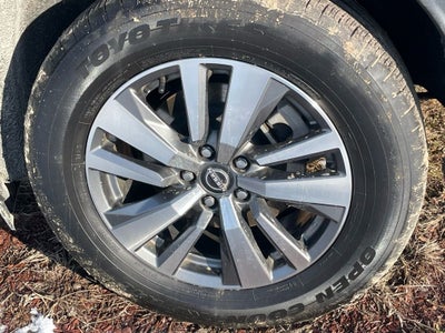 2023 Nissan Pathfinder SL