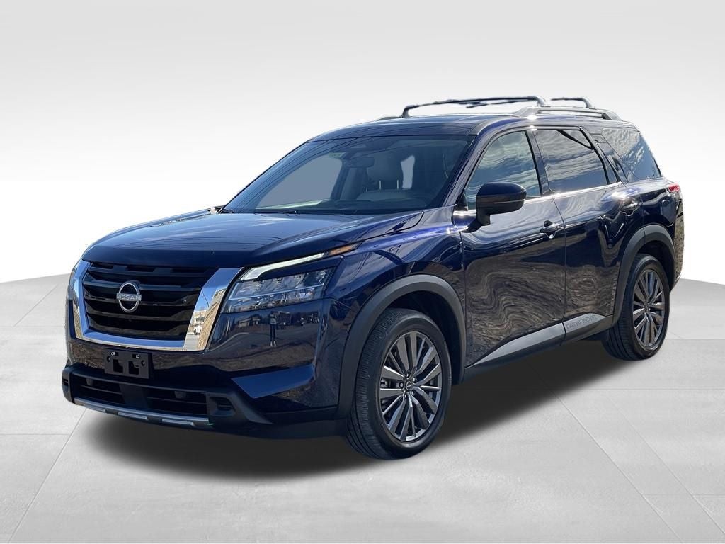 2023 Nissan Pathfinder SL Premium