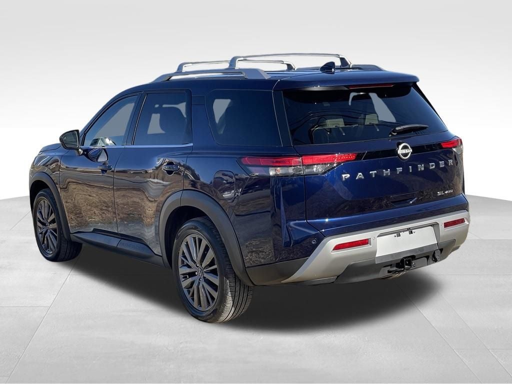 2023 Nissan Pathfinder SL Premium
