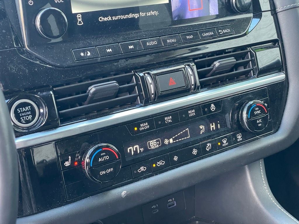 2023 Nissan Pathfinder SL PREMIUM