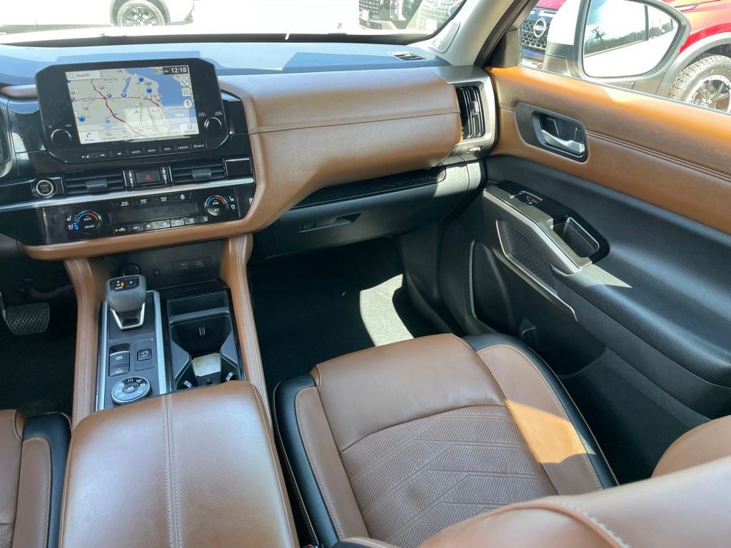 2024 Nissan Pathfinder Platinum