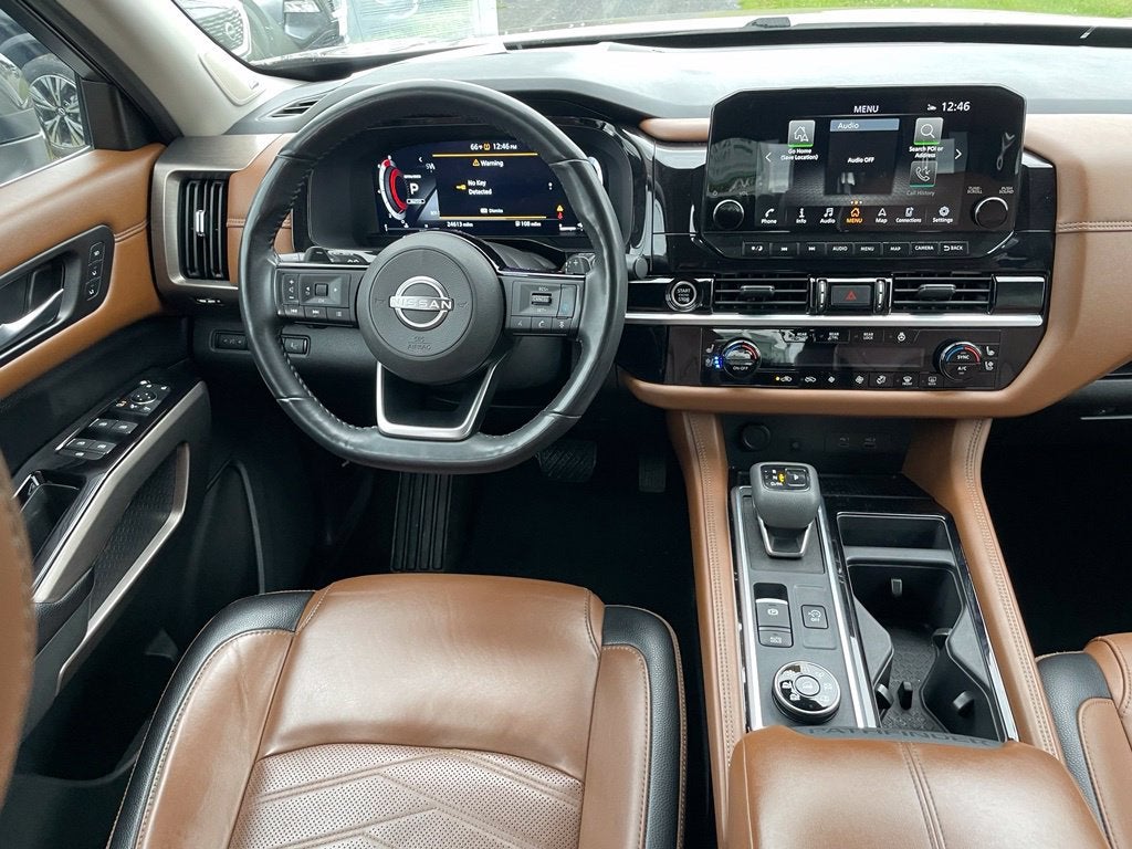 2024 Nissan Pathfinder Platinum