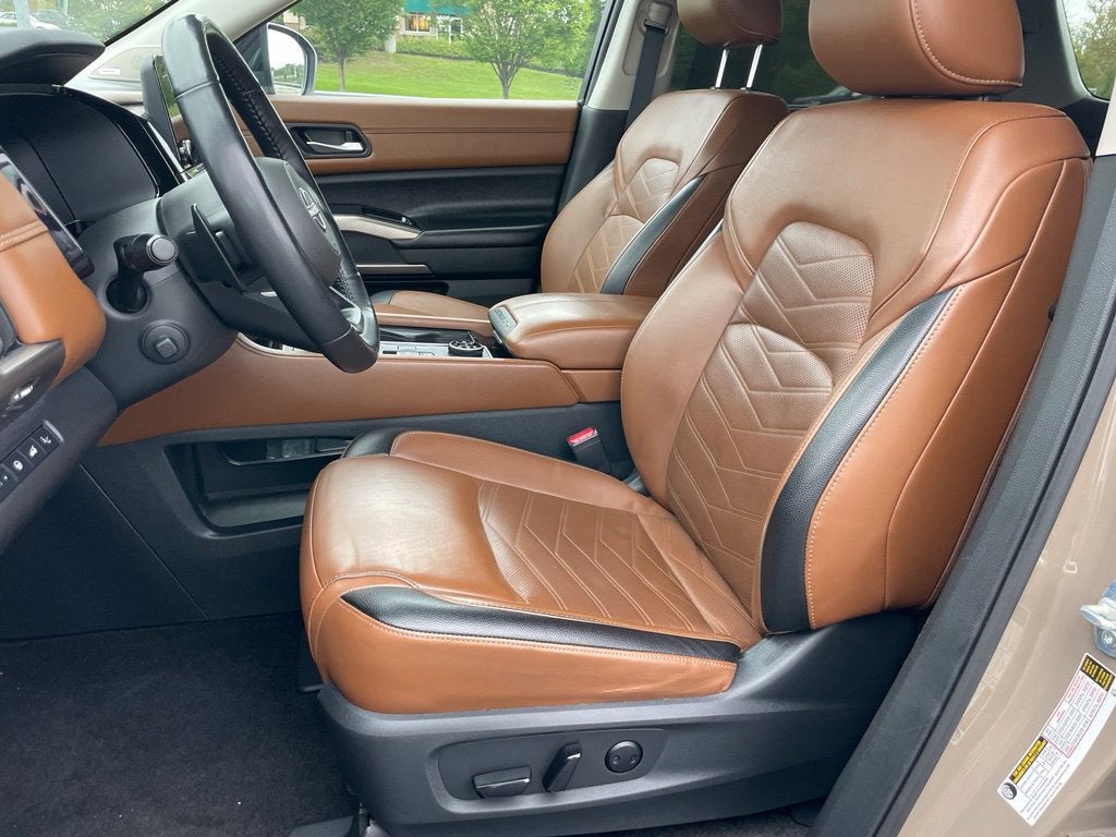 2024 Nissan Pathfinder Platinum