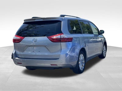 2016 Toyota Sienna XLE Premium 7 Passenger