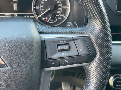 2024 Mitsubishi Outlander ES