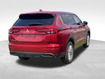 2024 Mitsubishi Outlander ES