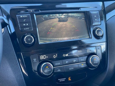 2022 Nissan Rogue Sport SV