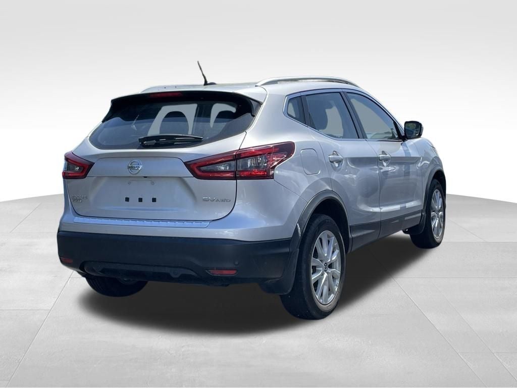 2022 Nissan Rogue Sport SV