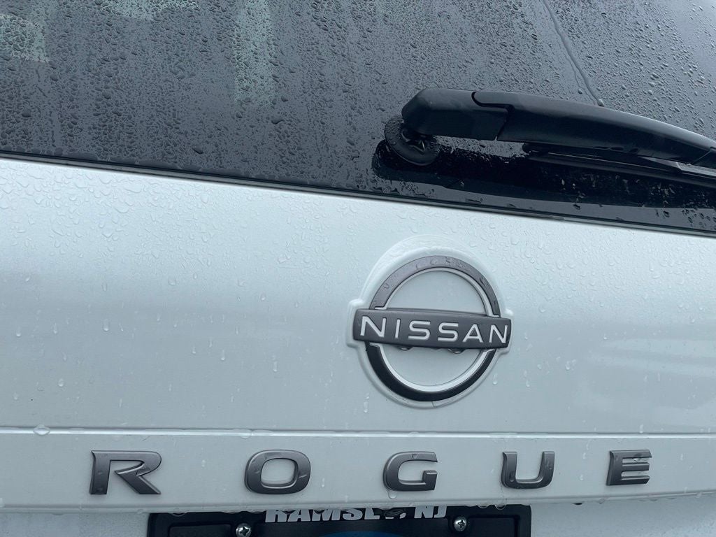 2024 Nissan Rogue SV Premium