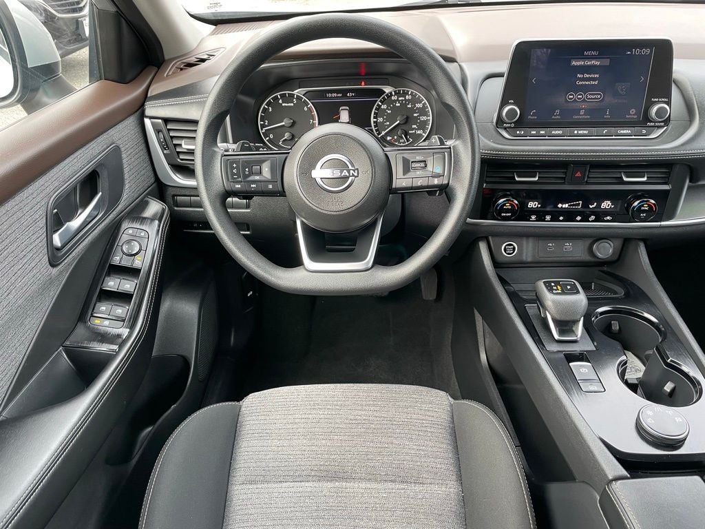 2023 Nissan Rogue SV Cloth Seating