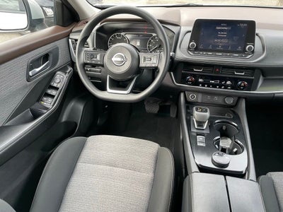 2023 Nissan Rogue SV Cloth Seating