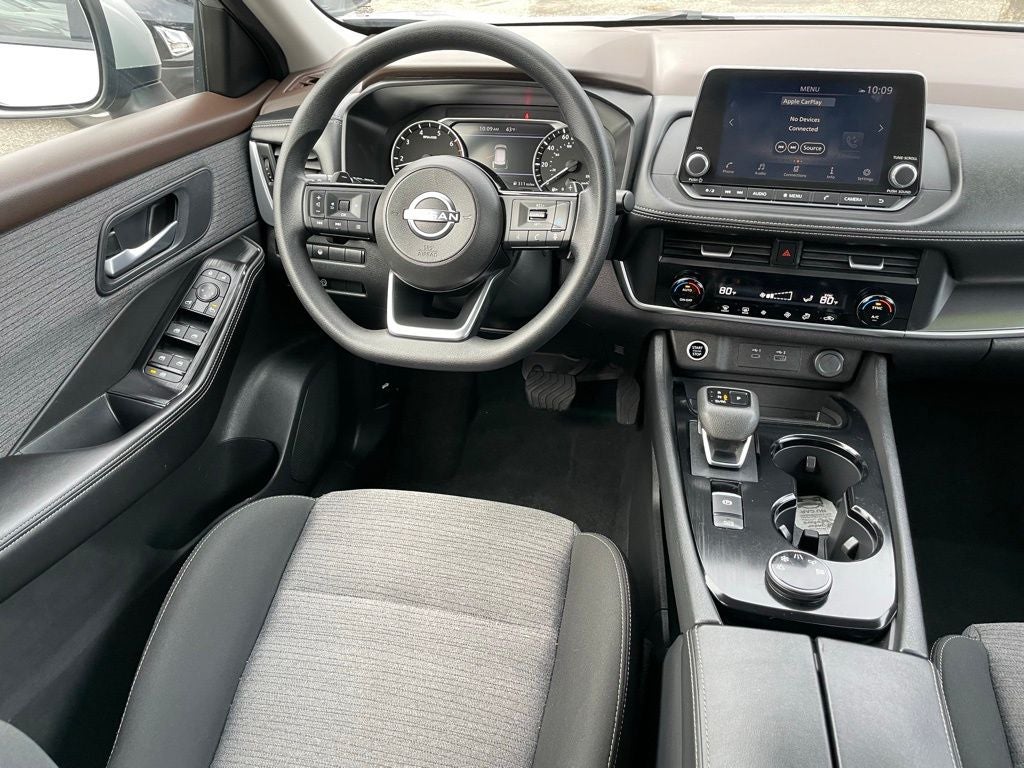 2023 Nissan Rogue SV Cloth Seating