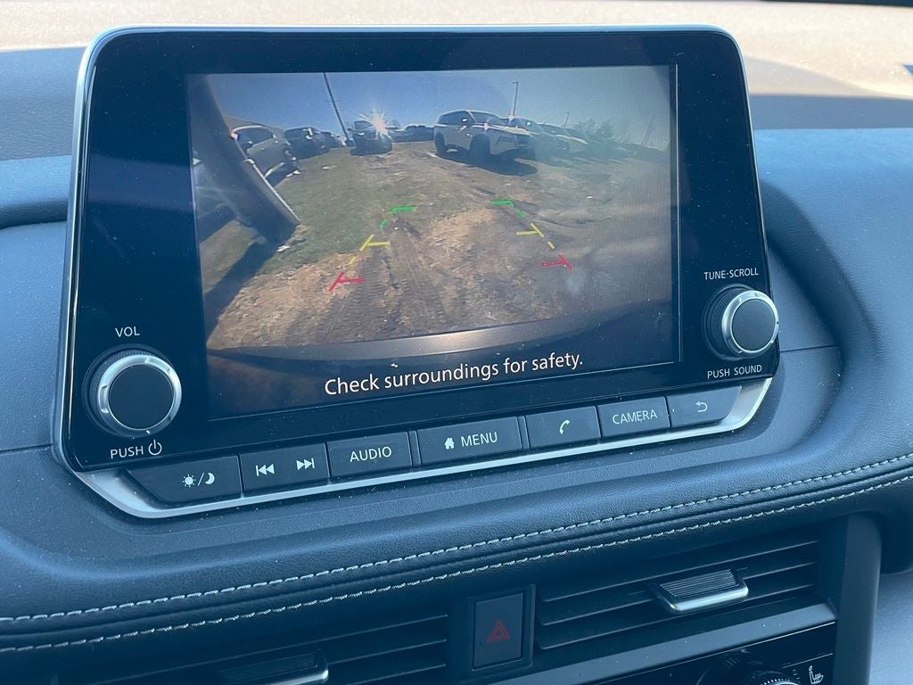 2023 Nissan Rogue SV Midnight-Premium