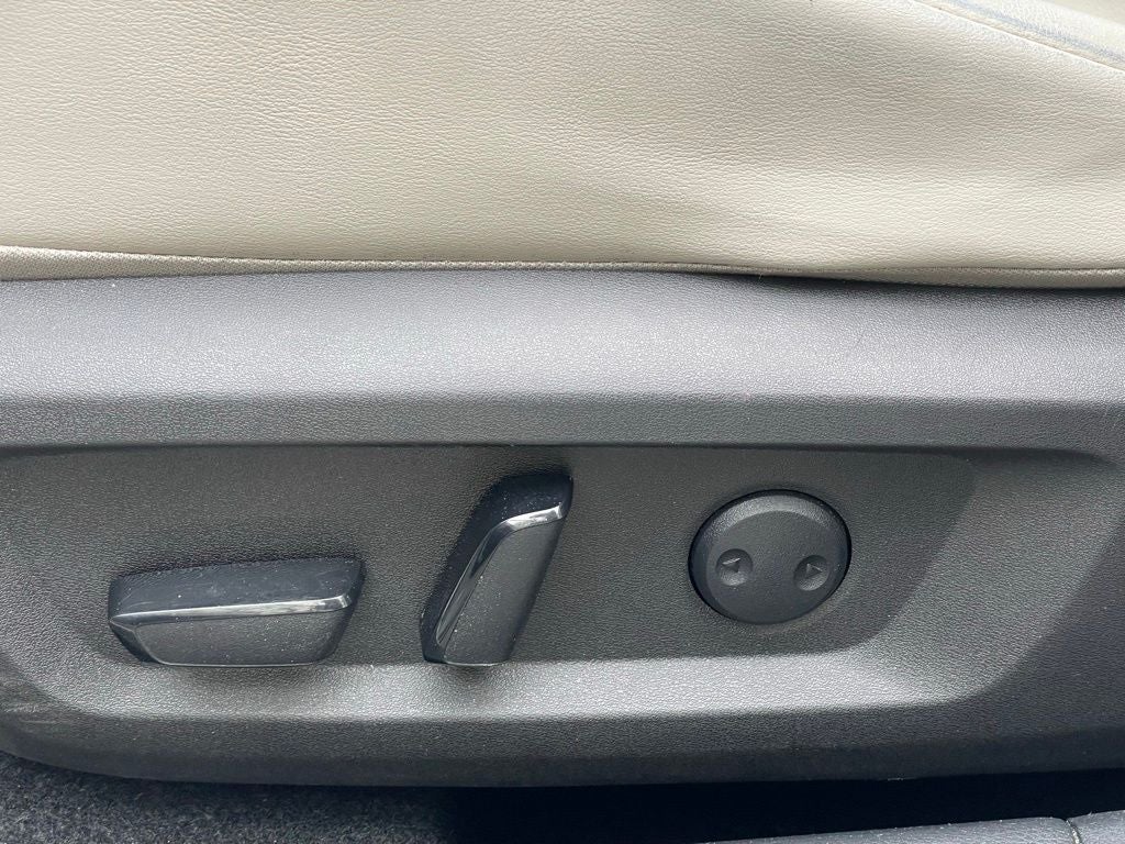 2023 Nissan Rogue SV Premium