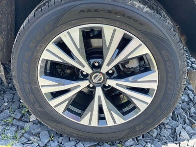 2023 Nissan Rogue SV Cloth Seating