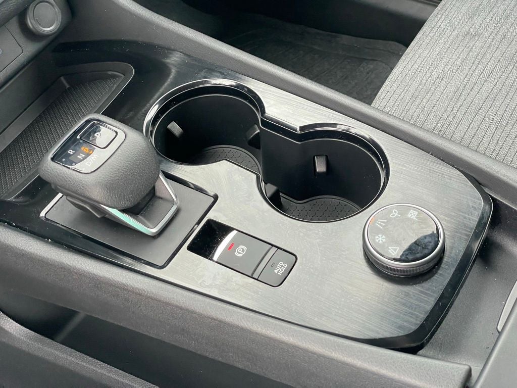 2023 Nissan Rogue SV Cloth Seating