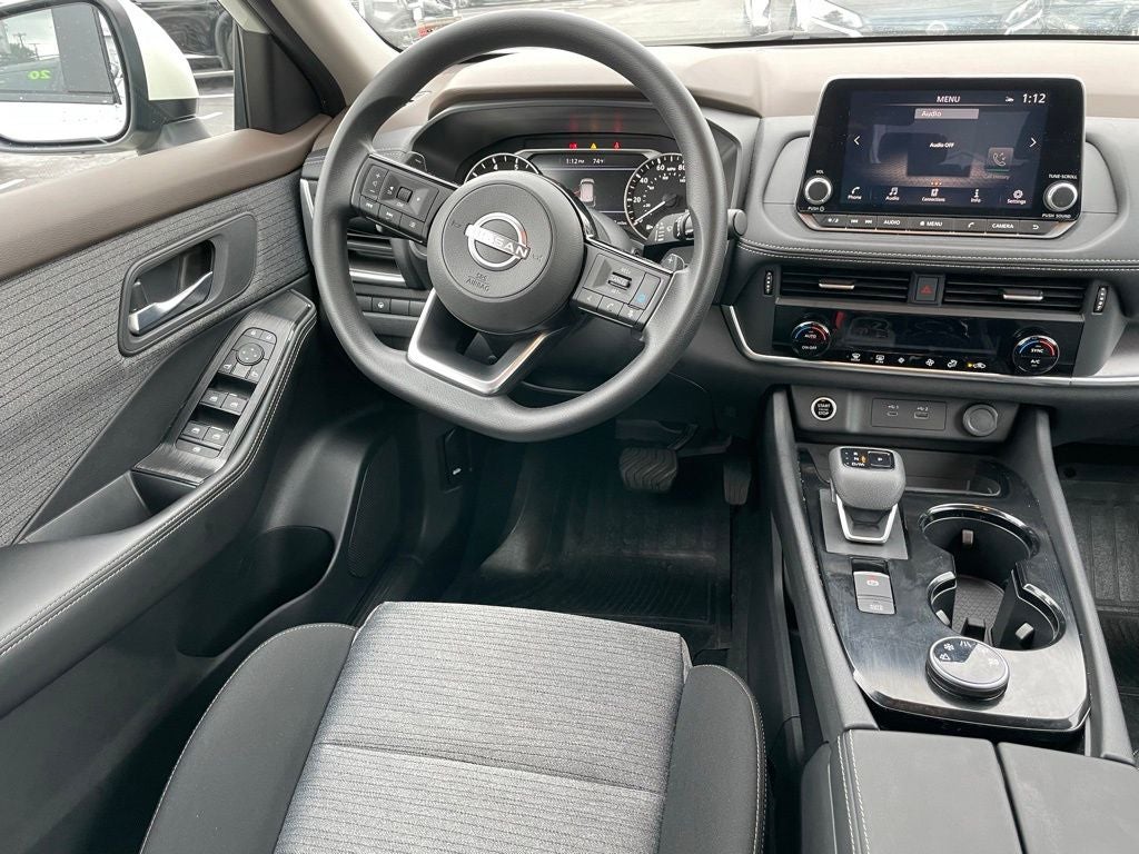2023 Nissan Rogue SV Cloth Seating