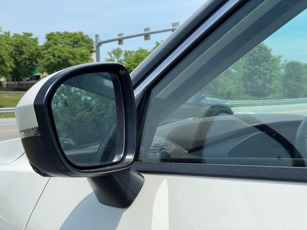 2023 Nissan Rogue SV premium
