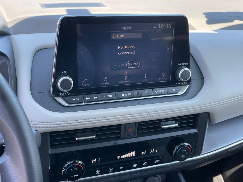 2024 Nissan Rogue SV Cloth Seating