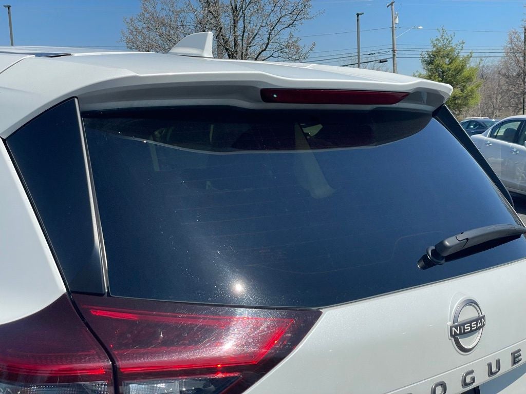 2024 Nissan Rogue SV Cloth Seating