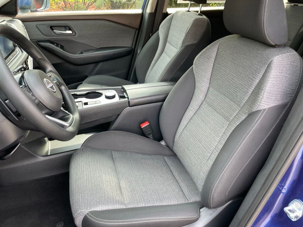 2023 Nissan Rogue SV Cloth Seating