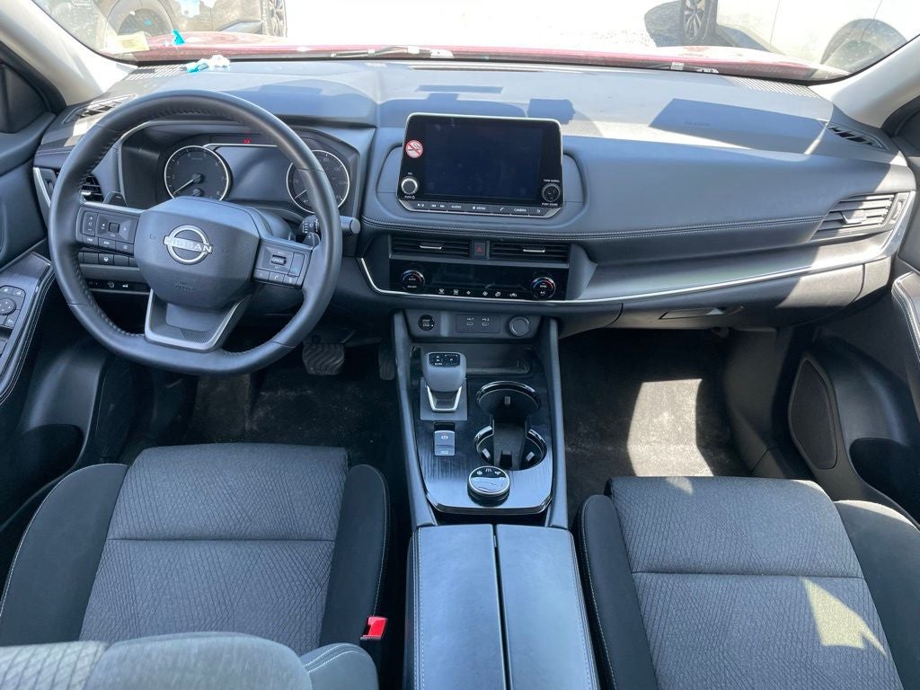 2025 Nissan Rogue SV Cloth Seating