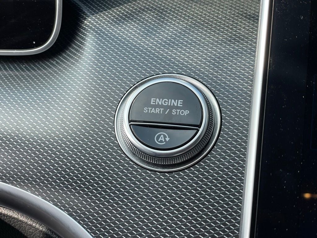 2025 Mercedes-Benz C-Class C 300 4MATIC®