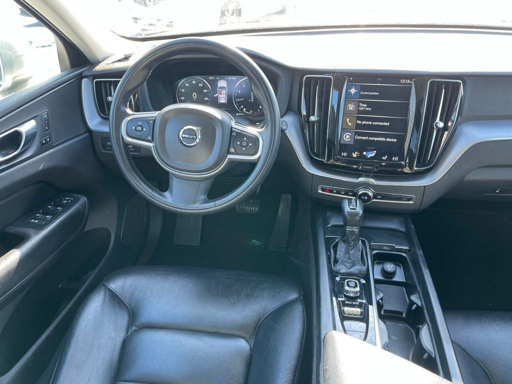 2020 Volvo XC60 T5 Momentum